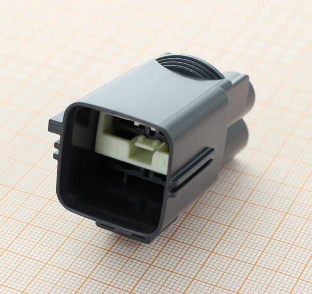 Yazaki 7282-5595-10 Plug - 4 Way Dark Gray Male YES/YESC Kaizen 6.3 Sealed Connector