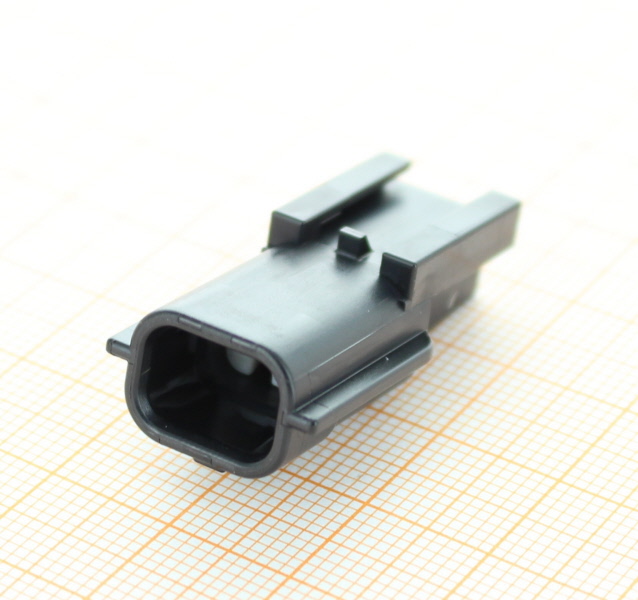 Yazaki 7282-8851-30 Plug - 2 Way Black RH-Series 0.64 Sealed Male Connector