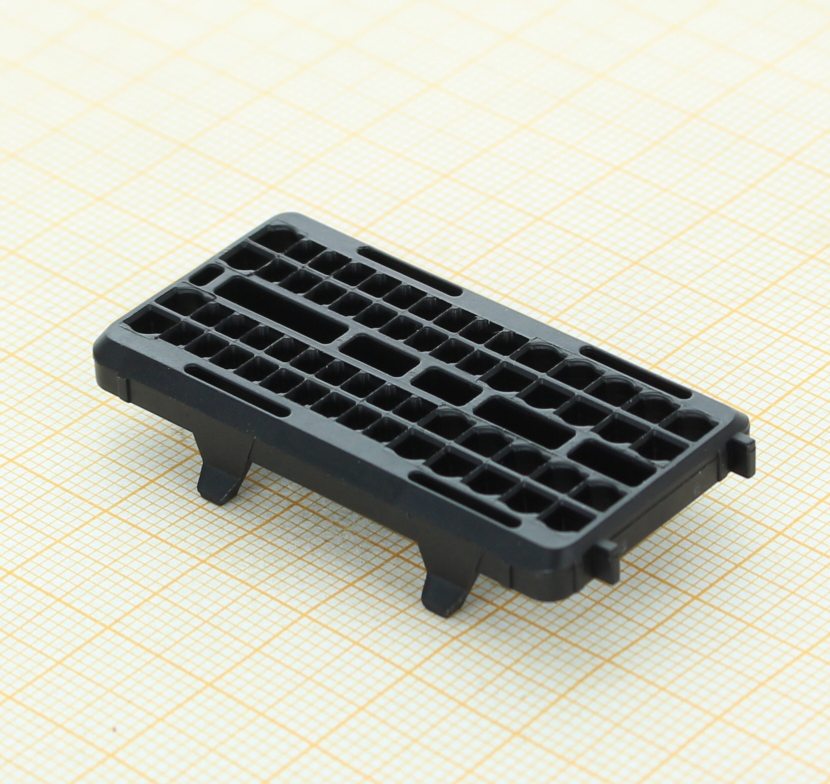 Bosch 1928405068 - Halteplatte für 60 Way EMS Steckergehäuse, alle Kammern offen