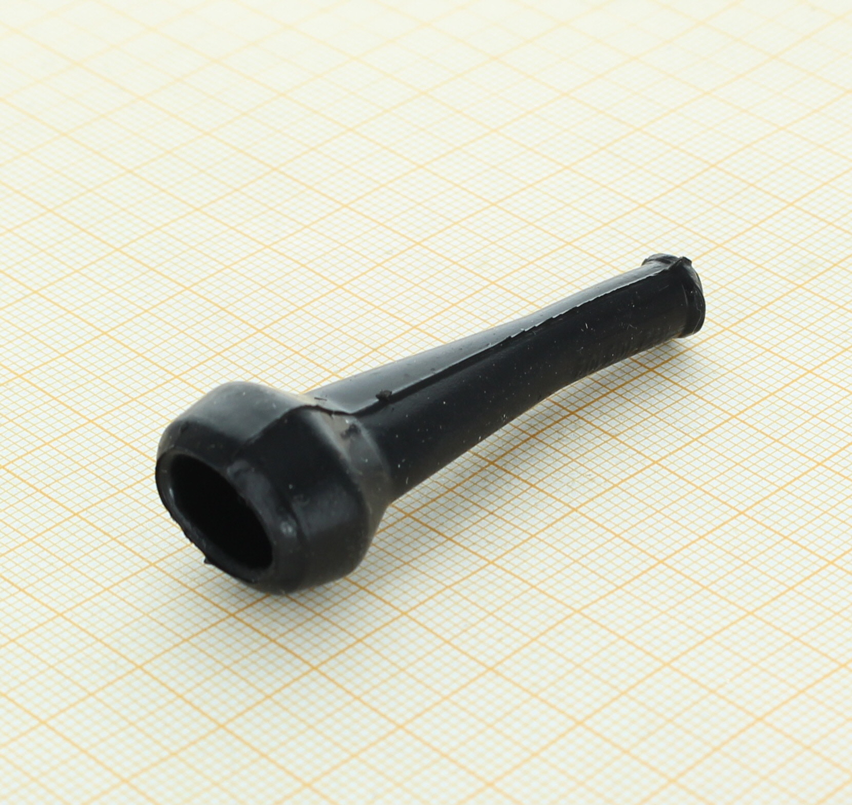 Bosch 1280703031 - Gerade Dichtungskappe fuer 2 way Jetronic Stecker (high temperature)