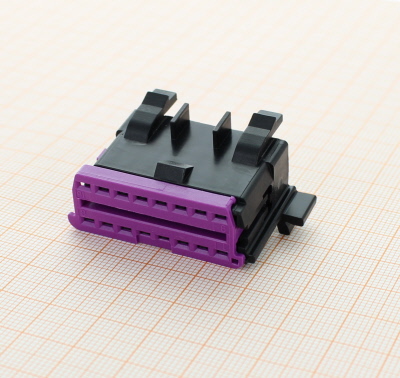 Delphi 15363705 - 3A0 972 695 - 16-poliges Multiple Colors GT 150 ungedichtetes weibliches OBD-II Buchsengehaeuse
